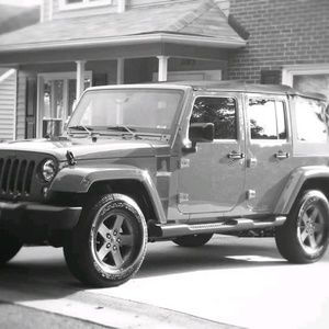 Meet your Posher, Eric